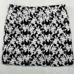 Mario Serrani Black and White Floral Mini Skirt/Skort